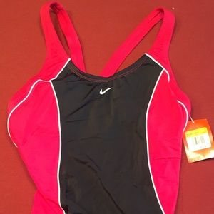 NWT! NIKE 1 Piece swimsuit size 14